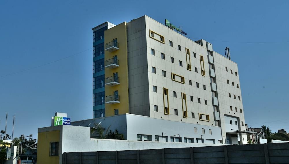 Holiday Inn Express Nashik Indira Nagar By Ihg Exterior foto