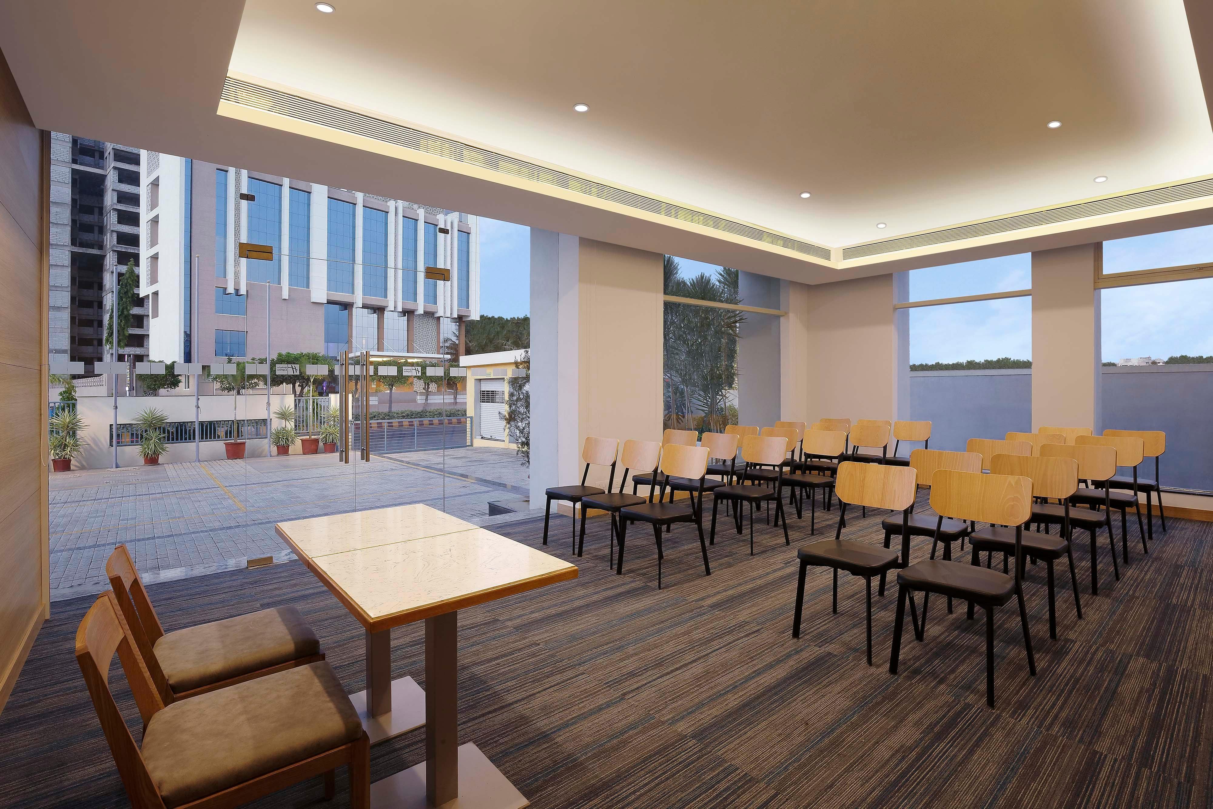 Holiday Inn Express Nashik Indira Nagar By Ihg Exterior foto