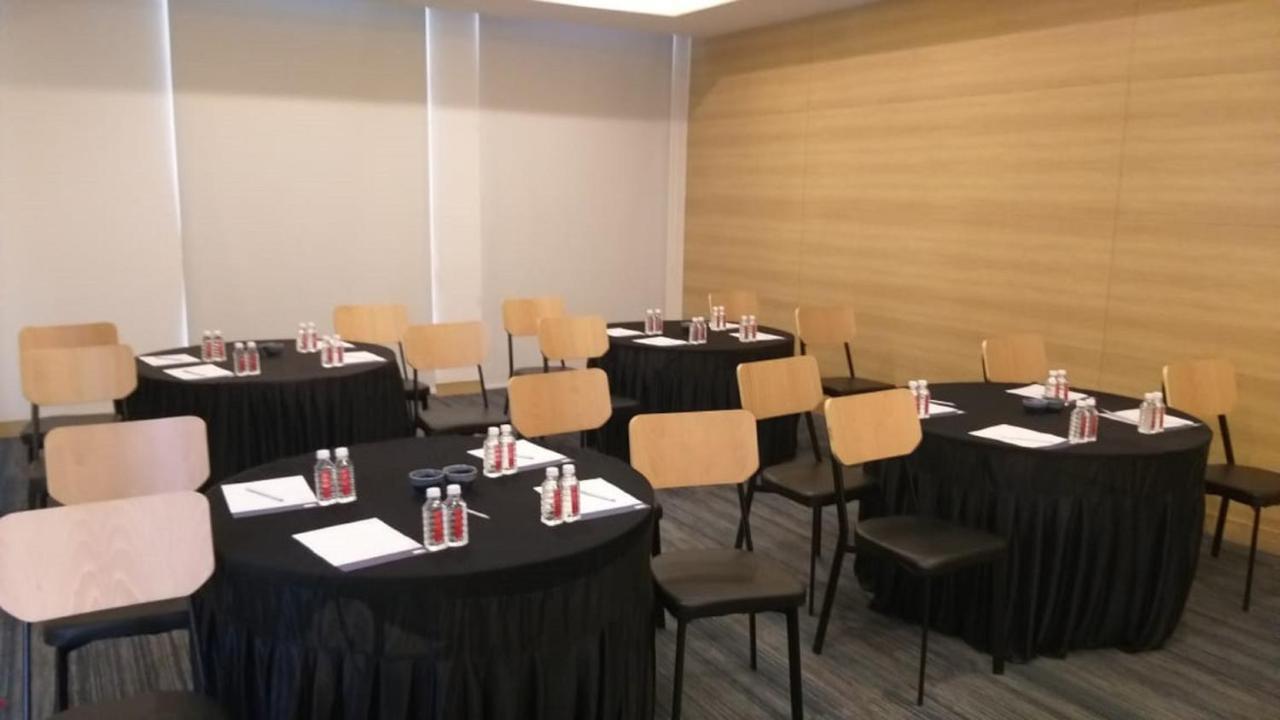 Holiday Inn Express Nashik Indira Nagar By Ihg Exterior foto